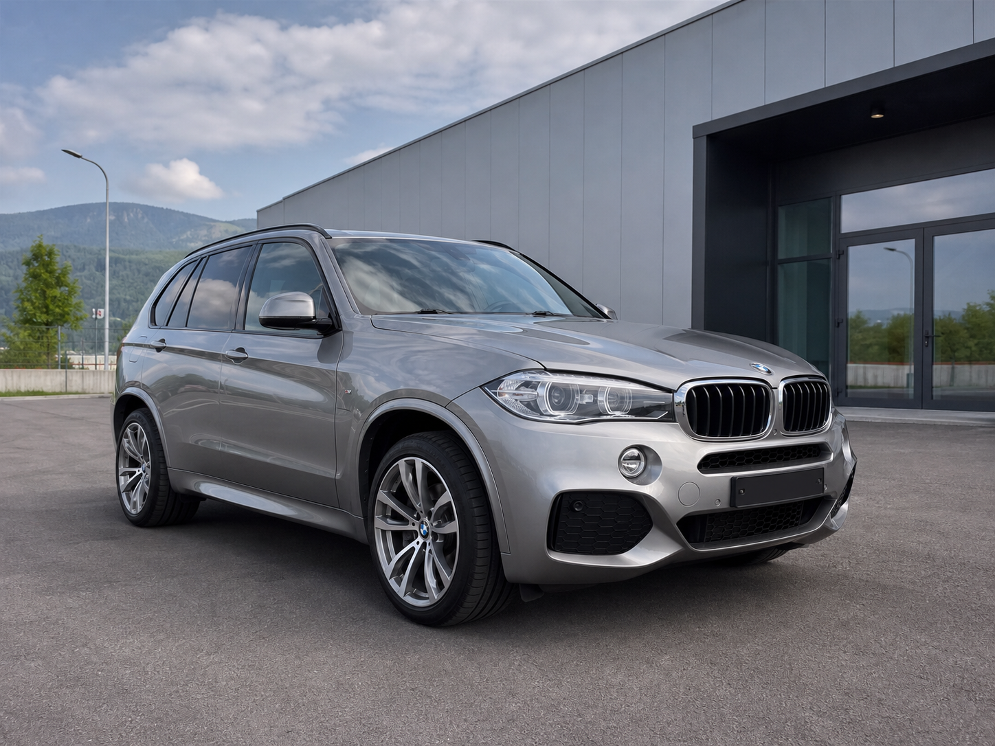 Ilustračná fotografia modelu BMW X5